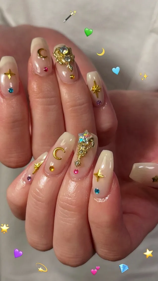 セーラームーン風ネイル🌙💖