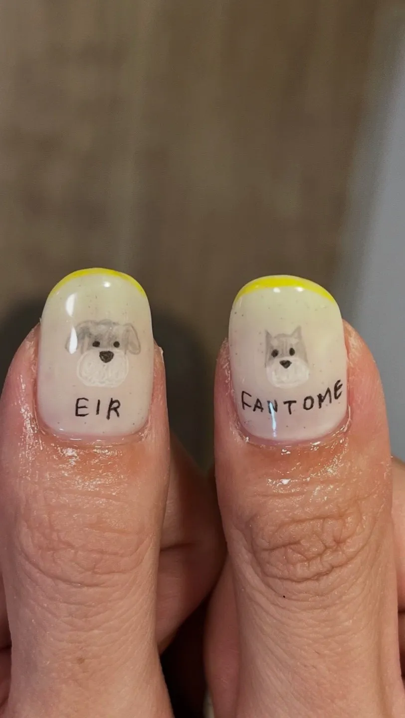 海外旅行に行く飼い主さんの愛が詰まったネイル🐶🐶💖