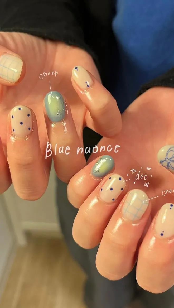 ブルーニュアンス🥣🤍🛋