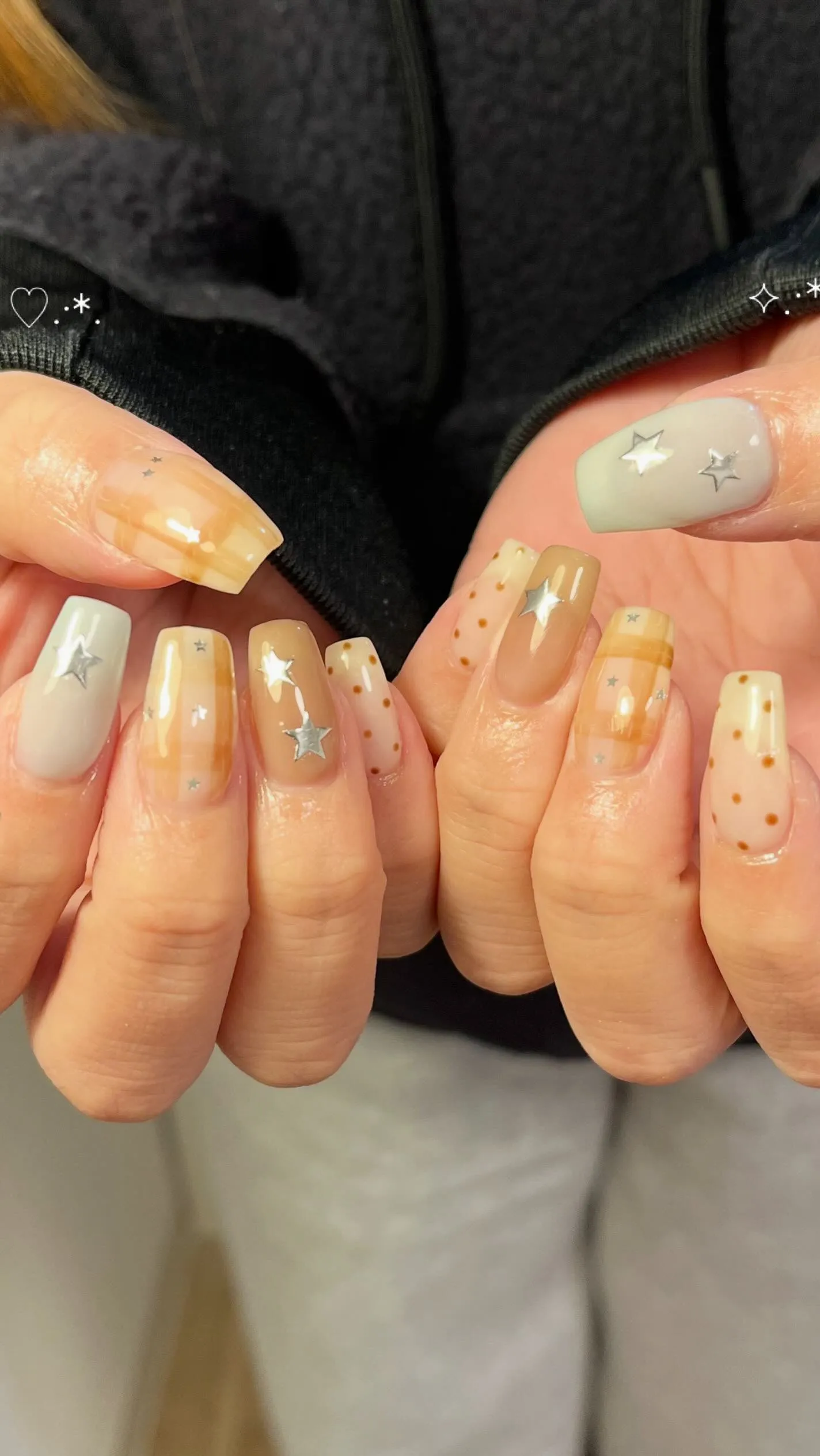 流行りのブルーブラウンカラー🪿