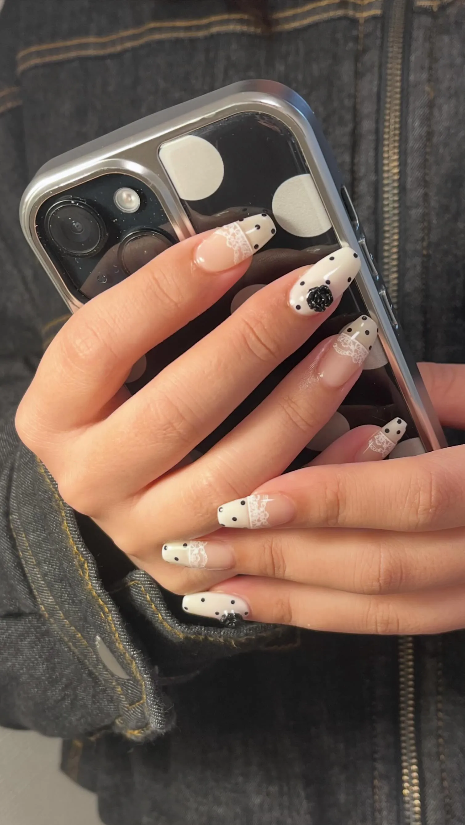 ドット×レース🤍🐈‍⬛🌙